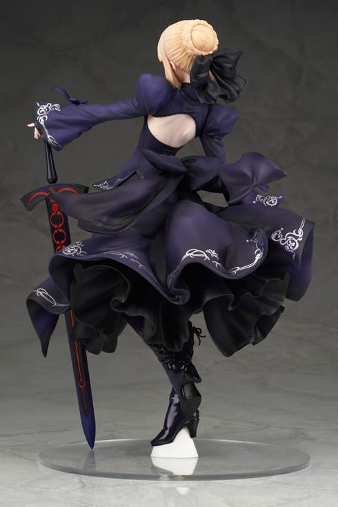 「セイバー／アルトリア・ペンドラゴン［オルタ］　ドレスVer.」 エクスカリバー・モルガン装備 後ろから