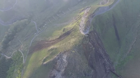 ラピュタの道崩落