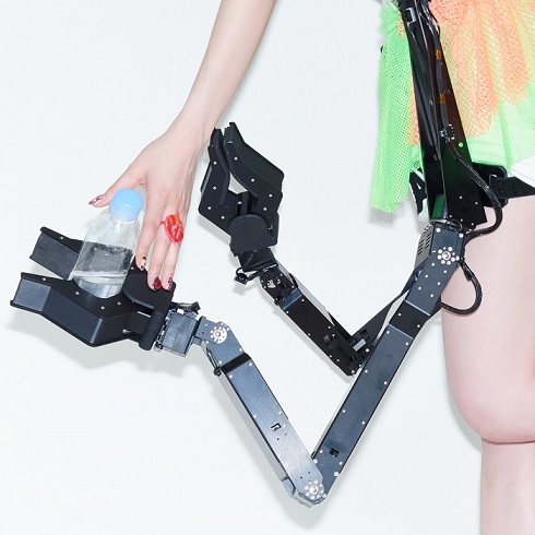 アームスカート