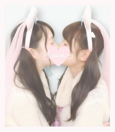 越智ゆらのTwitterキス写真