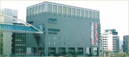 紀伊國屋書店新宿南店