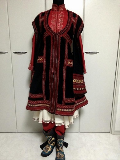 祭さんアミルのコート