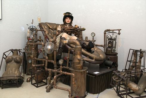 オリエント工業×日本美術「人造乙女美術館」