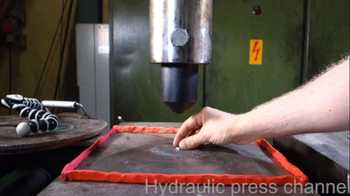 ダイヤモンド圧壊