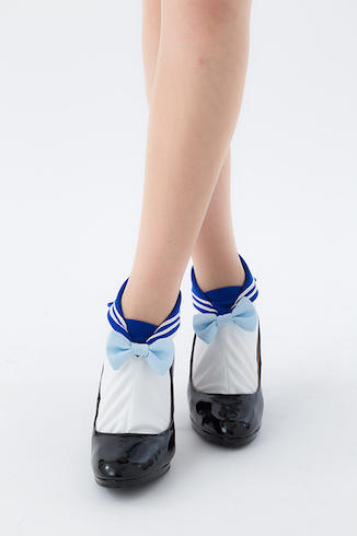 セーラームーンエリマキソックス