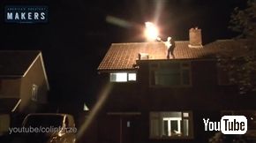 火を噴くギター