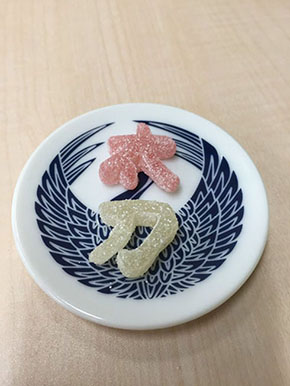 とうらぶグミ中身