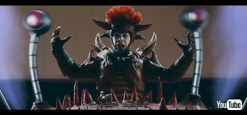 「HK/変態仮面 アブノーマルクライシス」 エンディング映像 柳楽優弥 ダイナソン