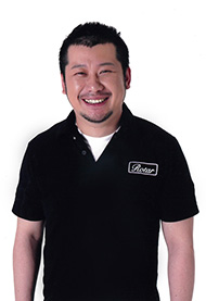 メインMCのケンドーコバヤシ