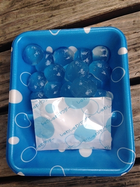 駄菓子おいしい「ラムネわらび餅」