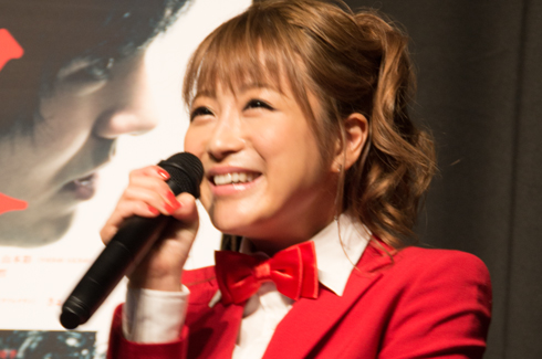 「火花」外国人上映イベント 鈴木奈々 笑顔