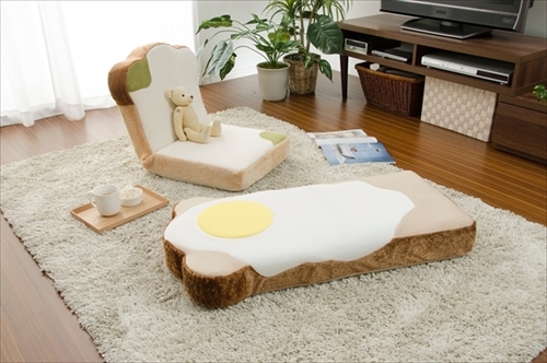 食パン座椅子&めだまやきブランケット