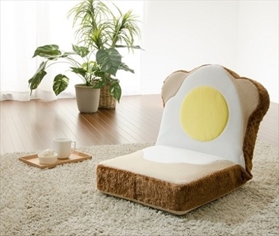 食パン座椅子&めだまやきブランケット