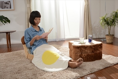 食パン座椅子&めだまやきブランケット