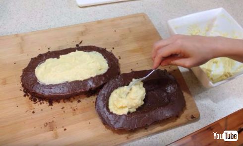 ゴキブリにしかみえないケーキ