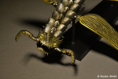 自在置物ヘビケラ