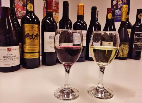 角打ち　ワイン飲み放題