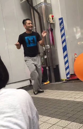 ストリートパフォーマー