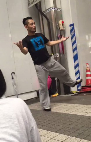 ストリートパフォーマー