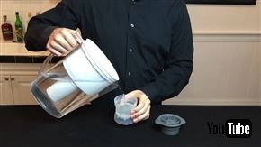 幻想的なカクテル「氷と炎の歌」