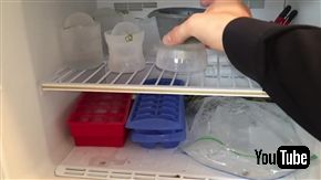 幻想的なカクテル「氷と炎の歌」