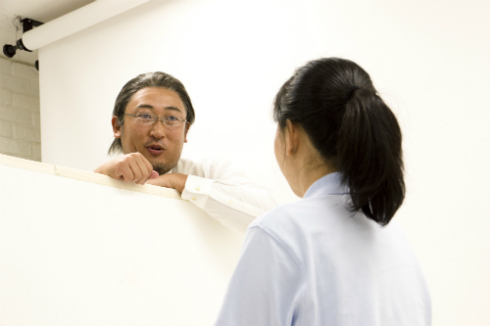 秋山さん演じるトータル・脳ガズム・アドバイザーのパール川辺