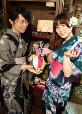 シャッツキステ