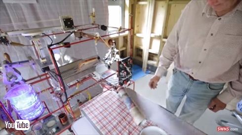 自動朝食マシン