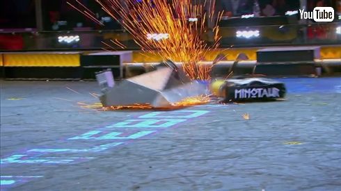 世紀末すぎるアメリカ版ロボコン