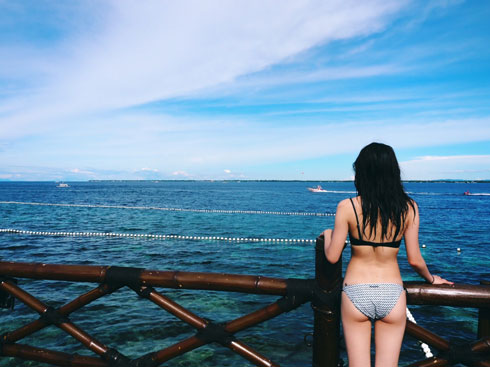 荒井レイラ Instagram 美尻