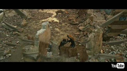 襲われるX-MENたち