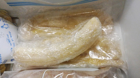 冷凍庫にバナナ