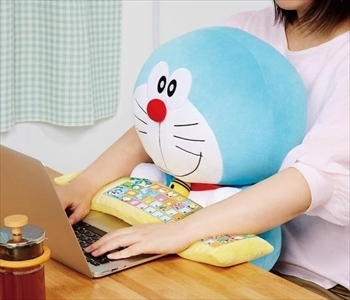 ドラえもんPCぬいぐるみ