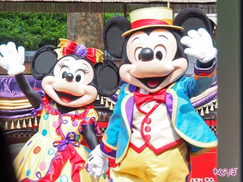 ミッキーとミニー