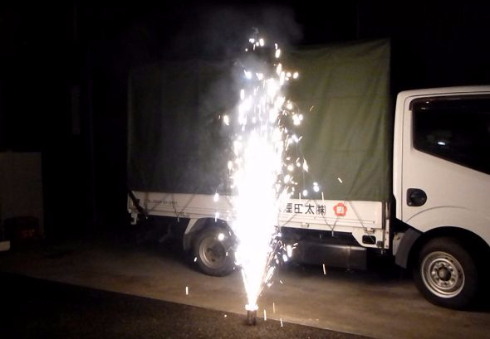 国産花火 ドラゴン 復刻 クラウドファンディング