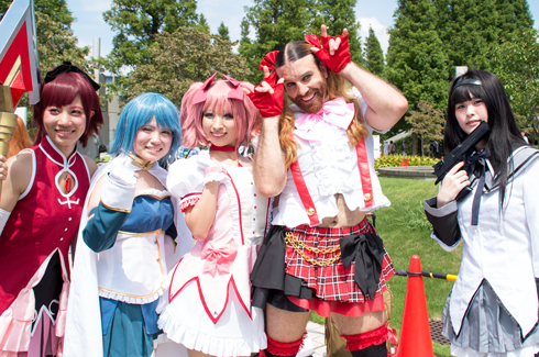 コミックマーケット コミケ 90 コスプレ 鹿目まどか 暁美ほむら 美樹さやか 佐倉杏子