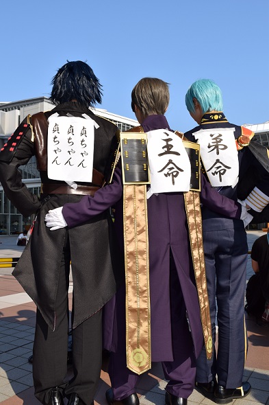 「刀剣乱舞」刀剣男士は背中で語る