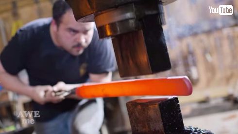 トランクスの剣 鍛冶屋 MAN AT ARMS ドラゴンボールZ