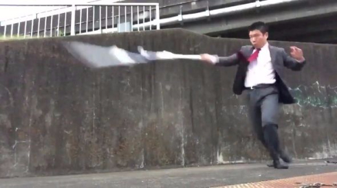 傘 アクション サラリーマン Twitter