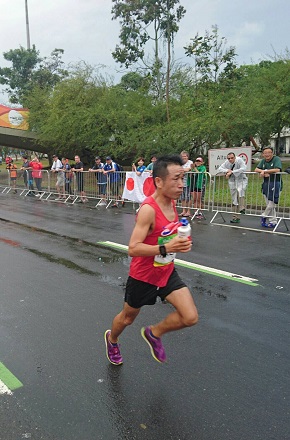 猫ひろし　マラソン　完走