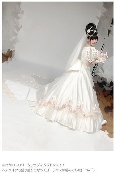 上坂すみれ　ドレス