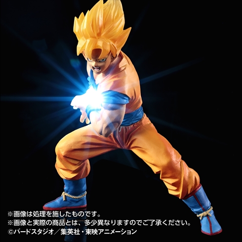 かめはめ波を溜めてる孫悟空」のフィギュアが登場 手の光だけで