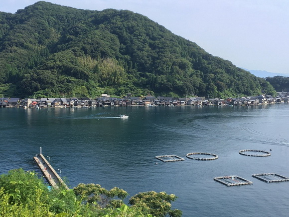 トリップアドバイザー