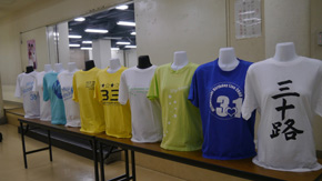 「サンキュー!未祐ちゃん」展示 ライブTシャツ