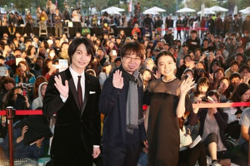 「君の名は。」釜山国際映画祭舞台あいさつ