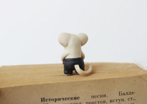 ネズミブックマーク後ろ