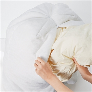 オバケと暮らす布団収納ケース