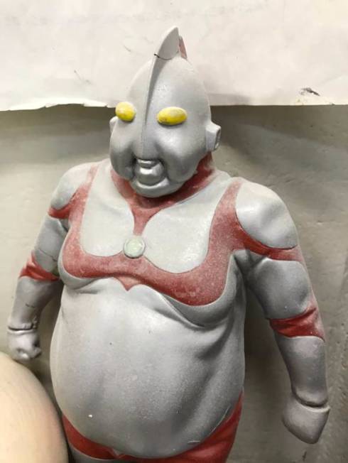 帰ってくれウルトラマン 元円谷プロ岡部淳也氏作「デブトラマン