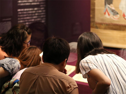 めっちゃ食い入るように見てしまった