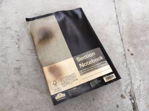 YouTuber ノート 黒焦げ